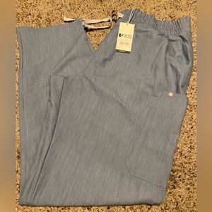 Figs women’s scrub pants